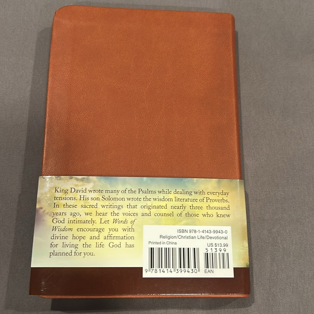 Words of Wisdom devotional book, journey through Psalms and Proverbs; Tyndale - Picture 2 of 8